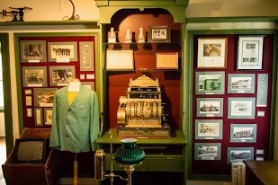 Taylor House Museum-cashbox