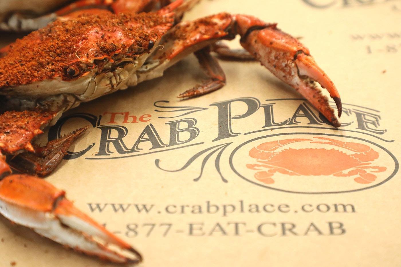 Experience Crisfield with a Crab & Cruise Shorebread