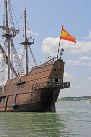 El Galeon Andalucia Returns! | Shorebread