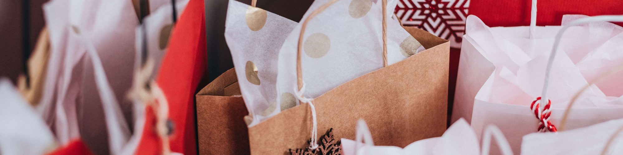holiday shopping bags